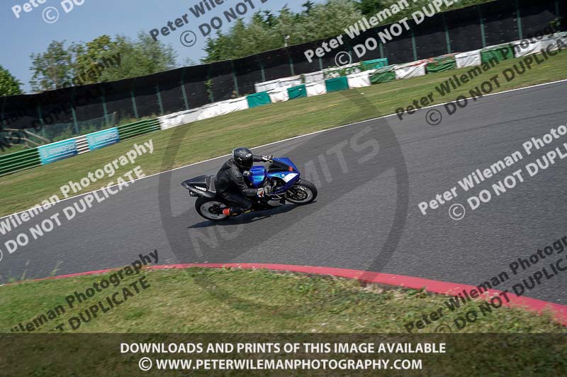 enduro digital images;event digital images;eventdigitalimages;mallory park;mallory park photographs;mallory park trackday;mallory park trackday photographs;no limits trackdays;peter wileman photography;racing digital images;trackday digital images;trackday photos